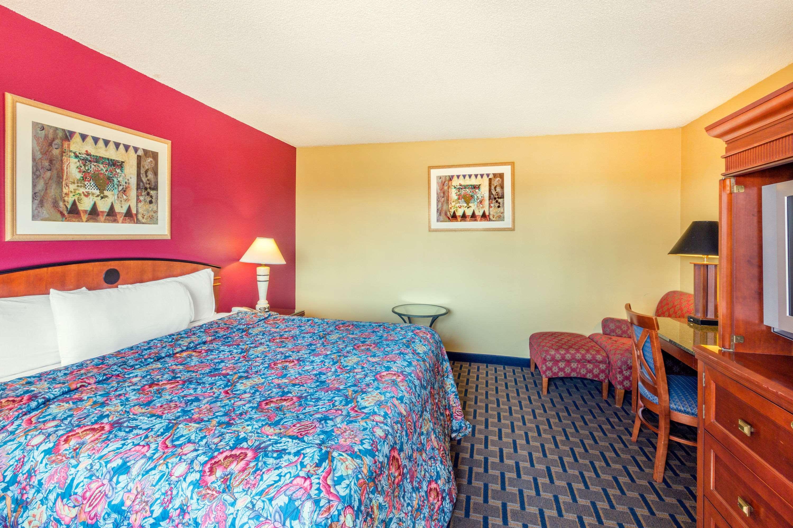 Days Inn By Wyndham Red Bluff Exterior foto
